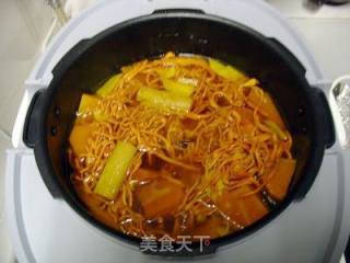 【虫草花南瓜大骨汤】的做法步骤：8