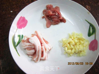蒜香油麦菜的做法步骤：3