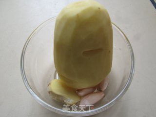香煎鸡的做法步骤：2