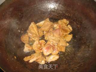 肉片炒花菜的做法步骤：8