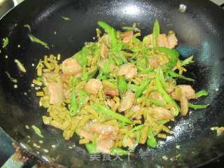 农家小炒肉-----家常菜的做法步骤：7