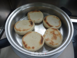 烧饼夹肉的做法步骤：11