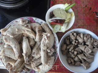 美味难挡鸡脖子的做法步骤：1