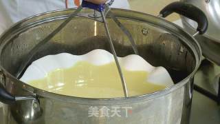 蒸三色水蛋的做法步骤：3