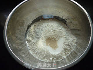 小葱花卷（基础型详细步骤）的做法步骤：1