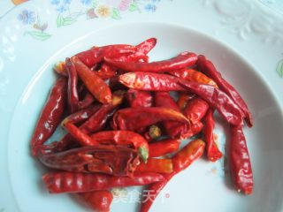 滑油红烧瘦肉的做法步骤：1