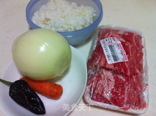 牛肉饭的做法步骤：1