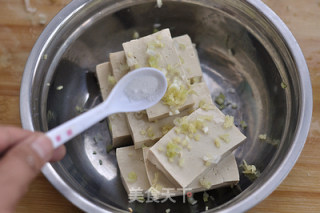 家常蘸汁豆腐的做法步骤：4
