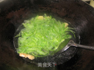 苦瓜浸蛏子王的做法步骤：4