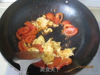 吃不厌的番茄炒鸡蛋的做法步骤：7
