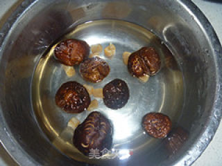 菜肉大馄饨的做法步骤：2
