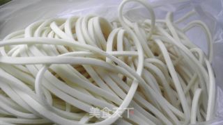 素椒炸酱面的做法步骤：2