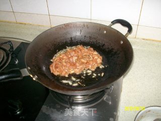 芹菜炒肉丝的做法步骤：4