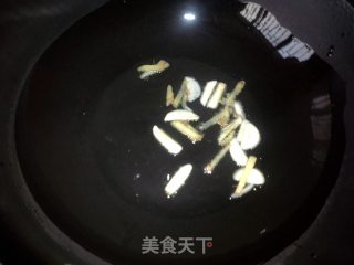美味鲈鱼汤的做法步骤：4