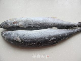五香鲅鱼的做法步骤：1