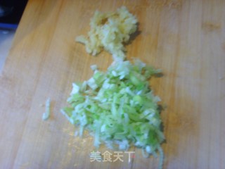 猪肉大头菜蒸饺的做法步骤：6