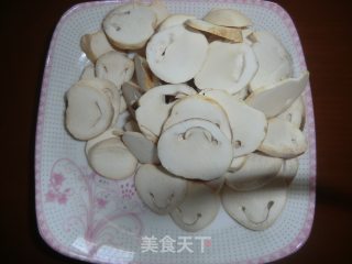 草菇毛豆的做法步骤：3