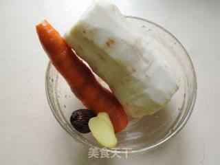 一锅一汤一饭：淮山胡萝卜扇骨汤 + 蒸饭的做法步骤：3
