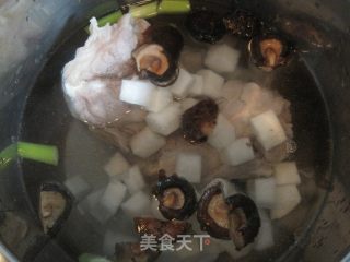 棒骨萝卜汤的做法步骤：4