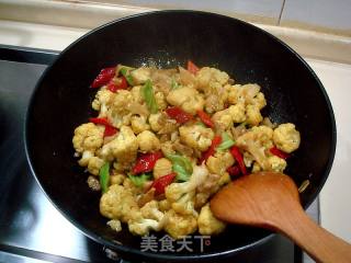 咖喱烧菜花的做法步骤：7