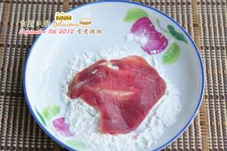 一学就会——香煎猪排的做法步骤：2