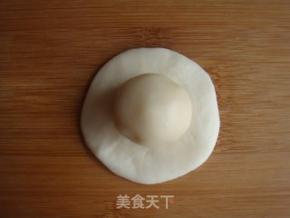 蛋黄酥的做法步骤：7