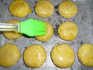 这个中秋最受欢迎的——鲜肉榨菜月饼的做法步骤：19