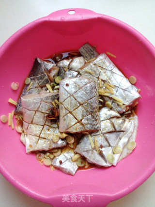 茶香刀鱼的做法步骤：2