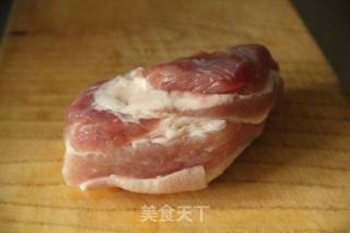 剁刀肉饼的做法步骤：1