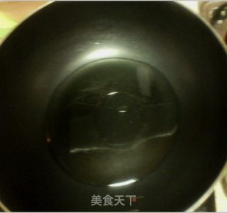 焖小白鲳的做法步骤：3