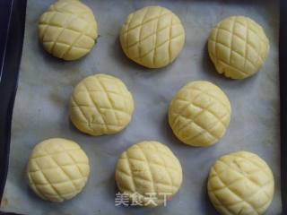 酥香菠萝包的做法步骤：15