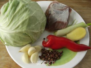 肉片烧甘蓝的做法步骤：1