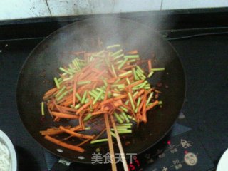 小朱爱心炒面的做法步骤：3