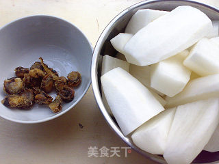 全贝焖萝卜的做法步骤：1