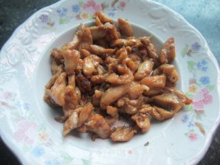 秘汁鸡腿肉的做法步骤：6