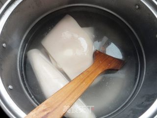 夏季的清凉美容凉拌菜之------肉皮冻的做法步骤：4