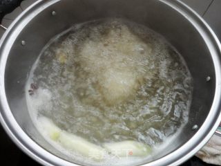 夏季的清凉美容凉拌菜之------肉皮冻的做法步骤：9