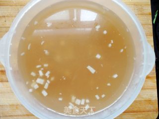 夏季的清凉美容凉拌菜之------肉皮冻的做法步骤：11