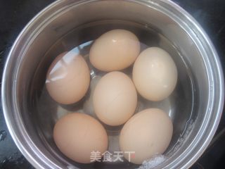 糖醋猪脚姜的做法步骤：1