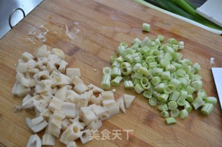 家常下饭菜【香辣藕丁】的做法步骤：3