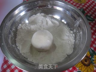 第一次学做月饼@@【紫薯冰皮月饼】的做法步骤：15