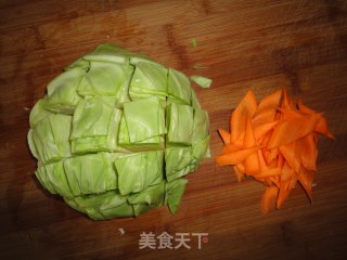 辣炒圆白菜的做法步骤：2
