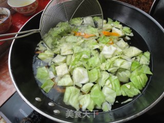 辣炒圆白菜的做法步骤：3
