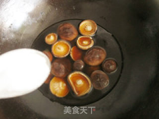 香菇扒油菜的做法步骤：10