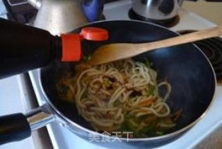 素食主义—素炒乌冬面的做法步骤：8