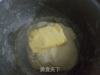 营养早餐——家庭式猪排汉堡的做法步骤：3
