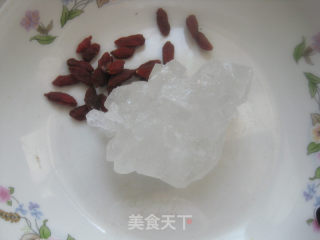 秋天最好饮品--冰糖梨水的做法步骤：3
