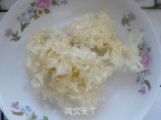 秋天最好饮品--冰糖梨水的做法步骤：4
