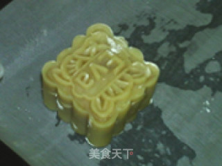 莲蓉蛋黄月饼的做法步骤：26