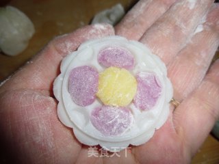 花样冰皮月饼的做法步骤：11